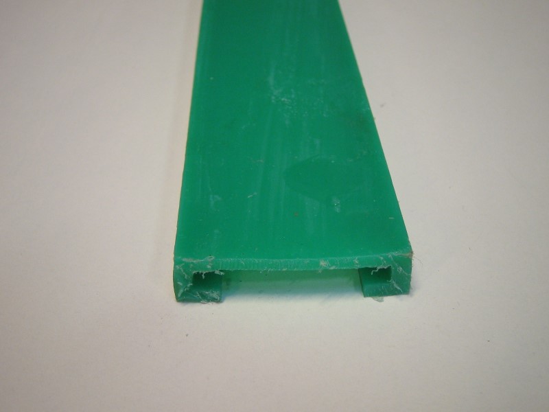 20P20367, Profile C 50x10,5mm for steelprofile 40x4mm, green