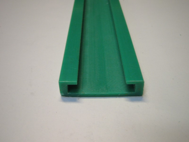 20P20369L2, Profile C - green PEHD 1000 for steel 40 x 6 L=2000mm