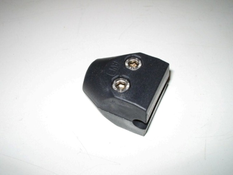28210038, Clamp for round profile
