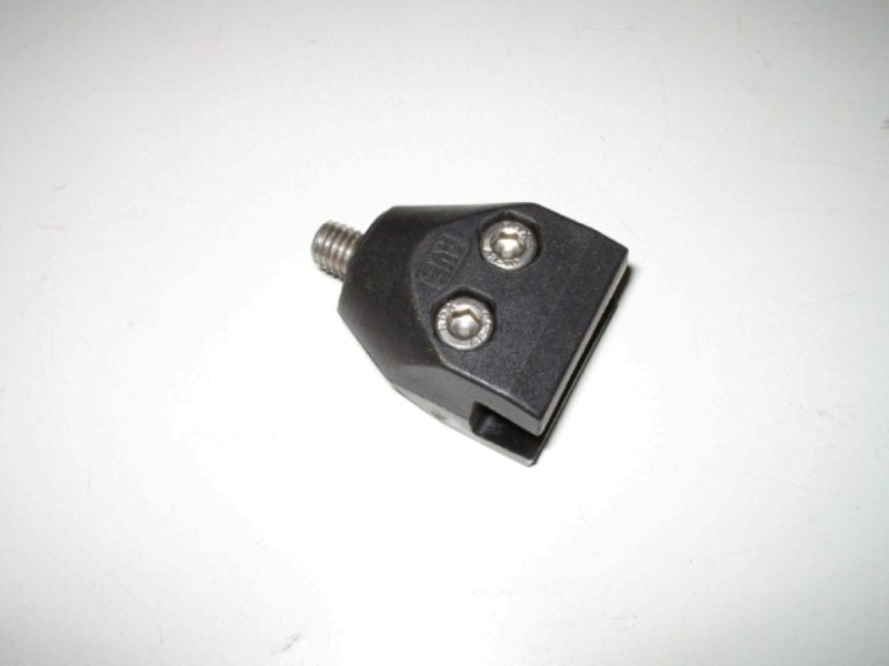 28210146, Clamp for conical side guide w. M8 spindel