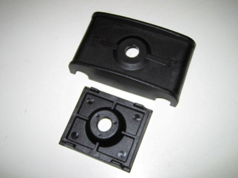 28210212, Double clamp for �12 steel