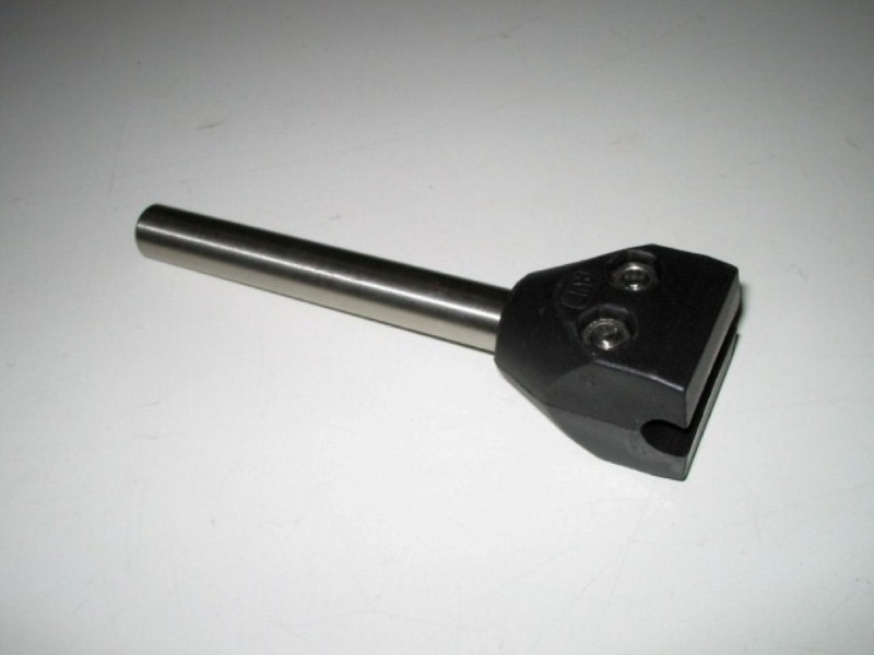 28240044, Clamp for round profile �10mm