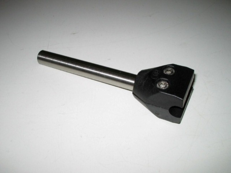 28240047, Clamp for round profile �12mm code 8240047