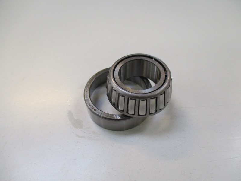 6100389, Conical roller bearing 33005